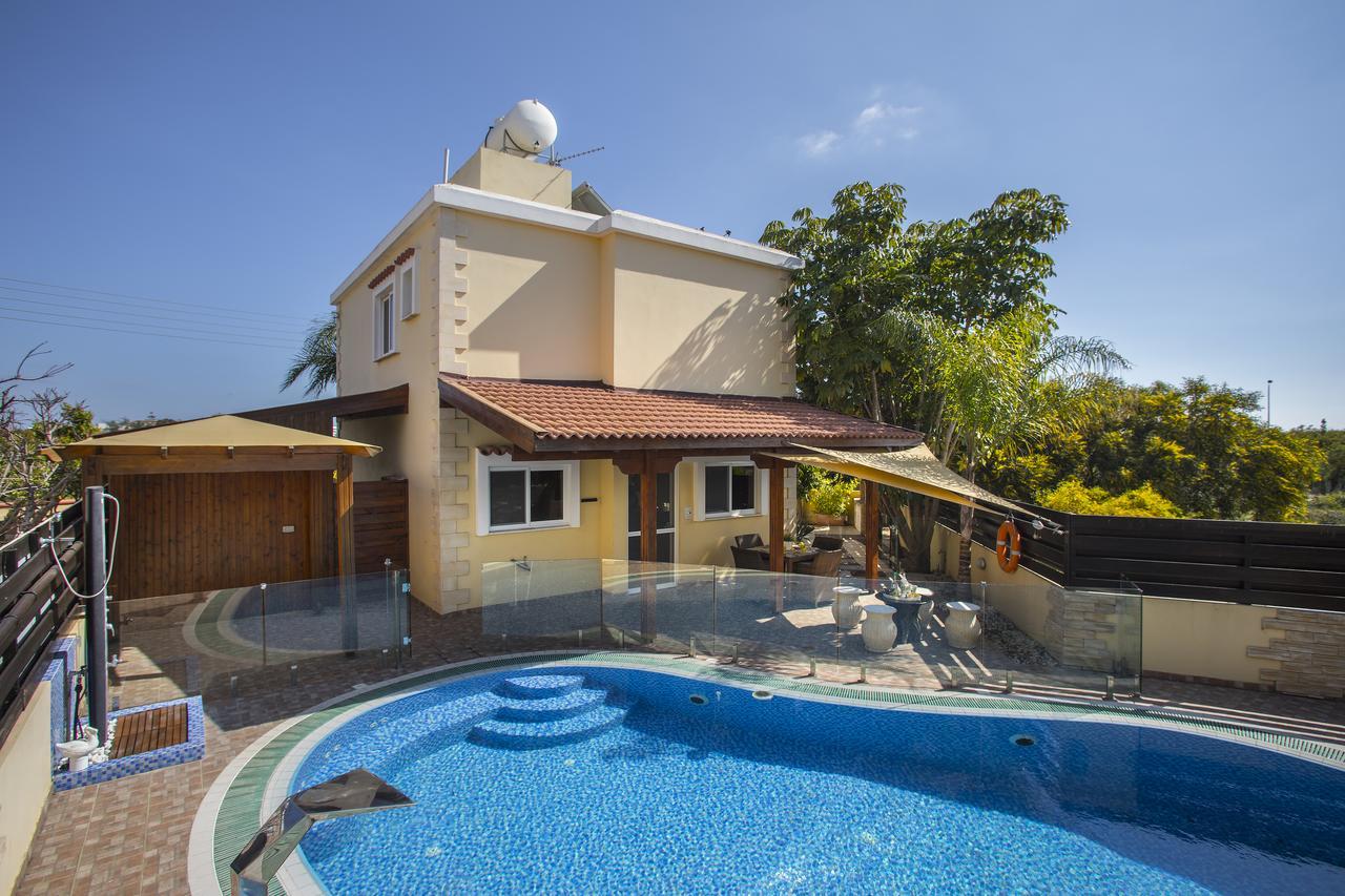 Ayia Napa Tropical Beach Villa Buitenkant foto